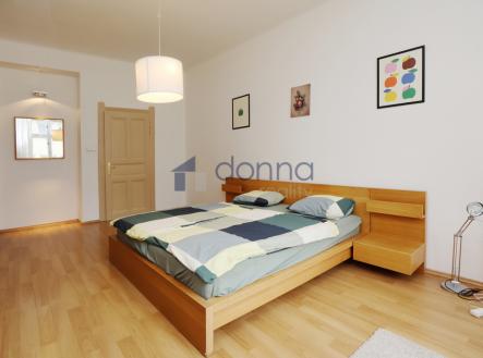 Pronájem bytu, 2+kk, 60 m²
