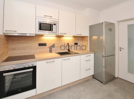 Pronájem bytu, 2+1, 71 m²