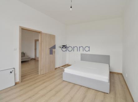 Pronájem bytu, 2+kk, 48 m²