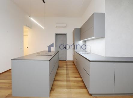 Pronájem bytu, 3+kk, 105 m²