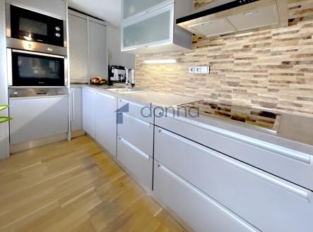 Prodej bytu, 4+kk, 145 m²