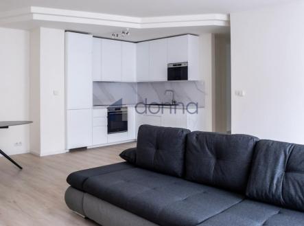 Pronájem bytu, 3+kk, 98 m²