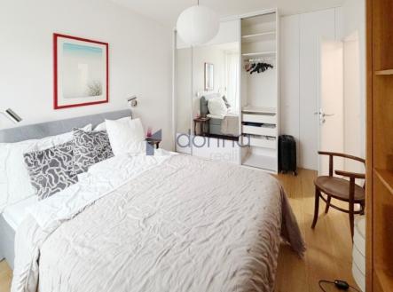 Pronájem bytu, 2+kk, 58 m²