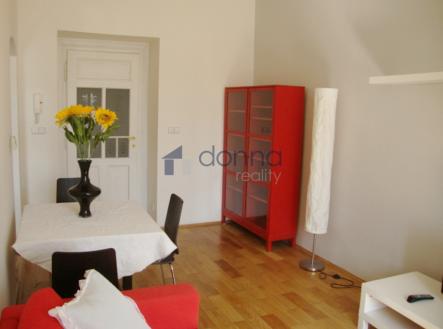 Pronájem bytu, 2+kk, 46 m²