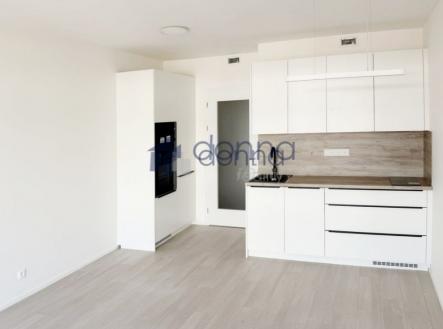 Pronájem bytu, 1+kk, 37 m²
