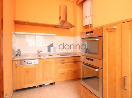 Pronájem bytu, 2+1, 80 m²