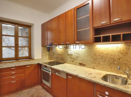 Pronájem bytu, 4+1, 92 m²