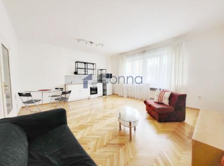 Pronájem bytu, 2+kk, 45 m²