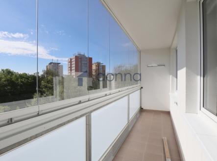 Pronájem bytu, 3+kk, 68 m²