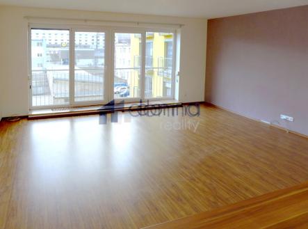 Pronájem bytu, 2+kk, 82 m²