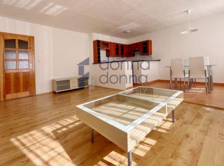 Pronájem bytu, 3+kk, 75 m²