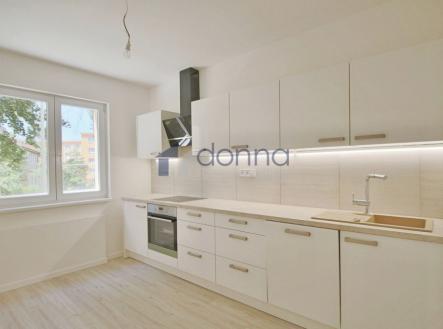 Pronájem bytu, 2+1, 73 m²