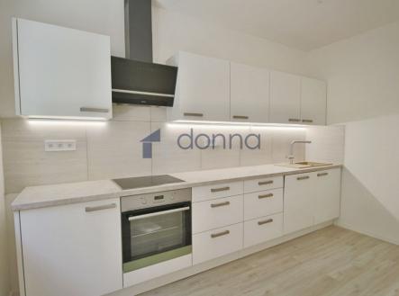 Pronájem bytu, 2+1, 73 m²