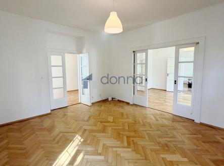 Pronájem bytu, 4+kk, 135 m²