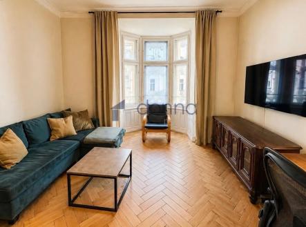 Pronájem bytu, 2+kk, 63 m²
