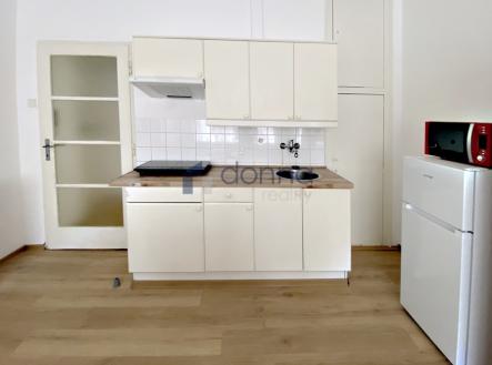 Pronájem bytu, 1+kk, 29 m²