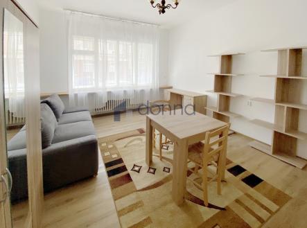 Pronájem bytu, 1+kk, 29 m²
