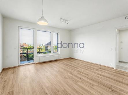 Pronájem bytu, 2+kk, 57 m²