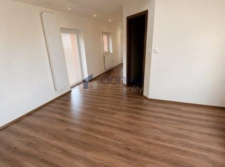 Pronájem bytu, 2+1, 78 m²