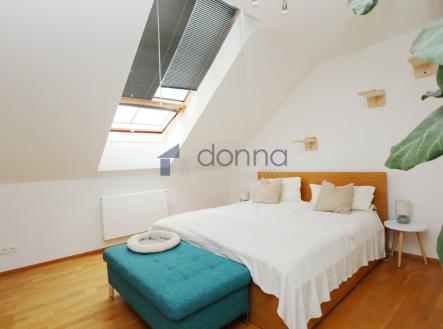 Pronájem bytu, 2+kk, 57 m²