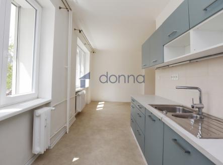 Pronájem bytu, 1+kk, 36 m²