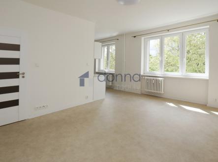 Pronájem bytu, 1+kk, 36 m²