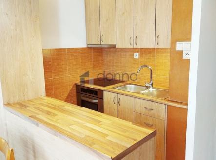 Pronájem bytu, 2+kk, 45 m²