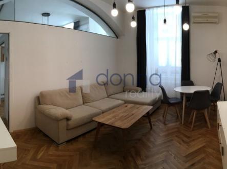Pronájem bytu, 2+kk, 47 m²