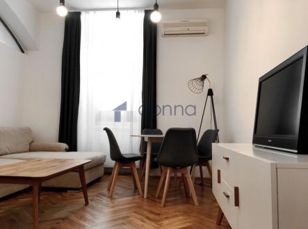 Pronájem bytu, 2+kk, 47 m²