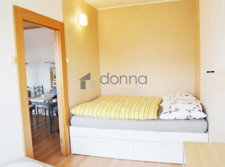 Pronájem bytu, 1+1, 55 m²