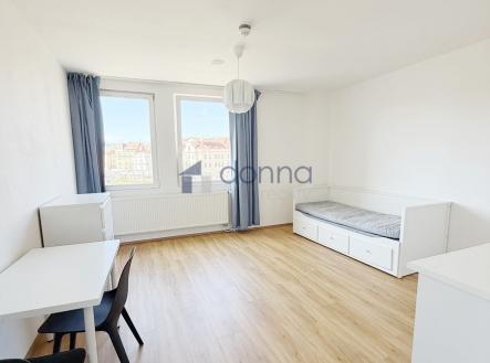 Pronájem bytu, 1+kk, 44 m²