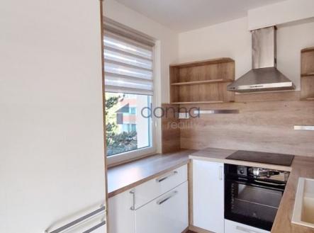 Pronájem bytu, 3+kk, 78 m²