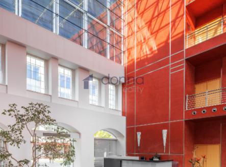 Pronájem kanceláře, 201 m²