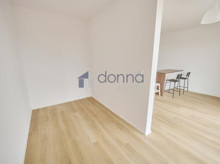 Pronájem bytu, 1+kk, 44 m²