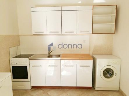 Pronájem bytu, 1+kk, 42 m²