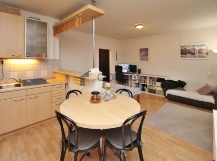 Pronájem bytu, 1+kk, 32 m²