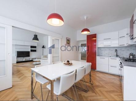 Pronájem bytu, 3+1, 95 m²