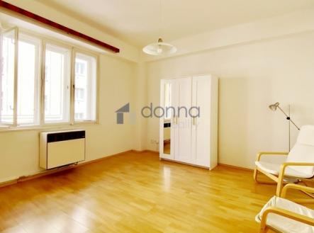 Pronájem bytu, 2+kk, 39 m²