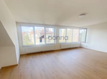 Pronájem bytu, 3+1, 134 m² obrázek