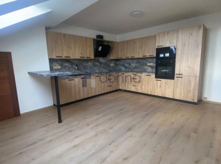 Pronájem bytu, 3+1, 134 m²