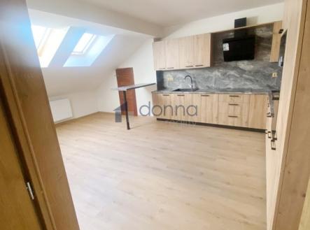 Pronájem bytu, 3+1, 134 m²