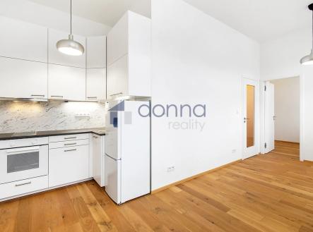 Pronájem bytu, 2+kk, 37 m²
