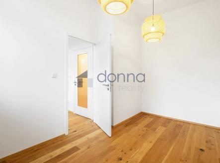 Pronájem bytu, 2+kk, 37 m²