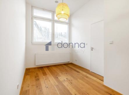 Pronájem bytu, 2+kk, 37 m²