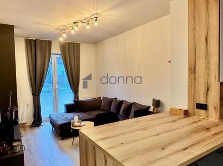 Pronájem bytu, 2+kk, 43 m²