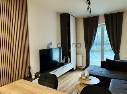 Pronájem bytu, 2+kk, 43 m²