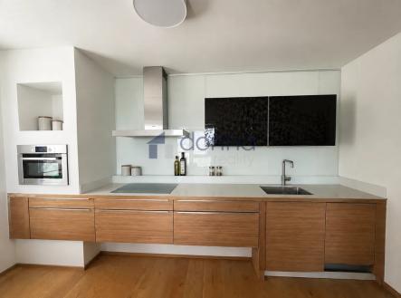Pronájem bytu, 3+kk, 96 m²