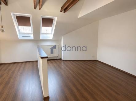 Pronájem bytu, 3+kk, 105 m²