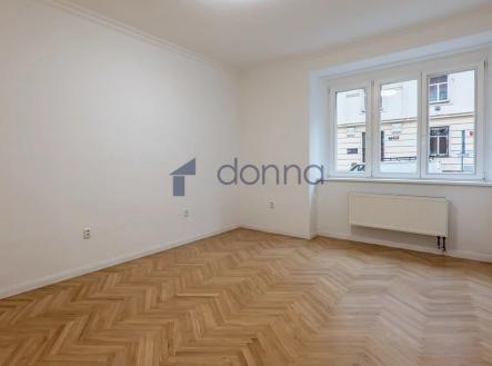 Pronájem bytu, 2+kk, 58 m²