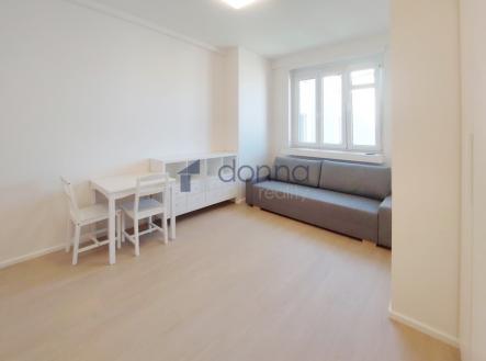 Pronájem bytu, 1+kk, 26 m²